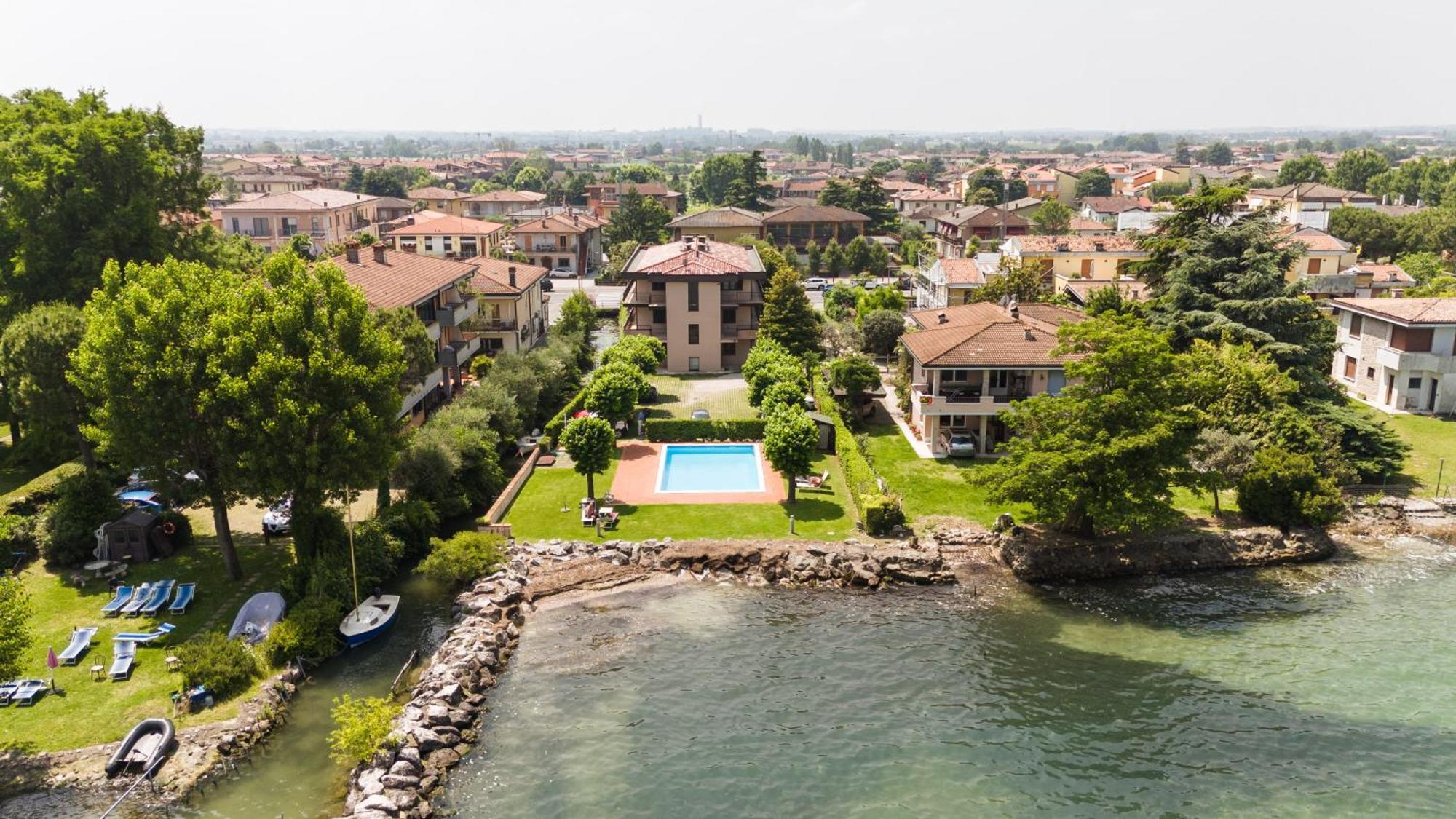 Incantevole Location Fronte Lago Sirmione Dış mekan fotoğraf